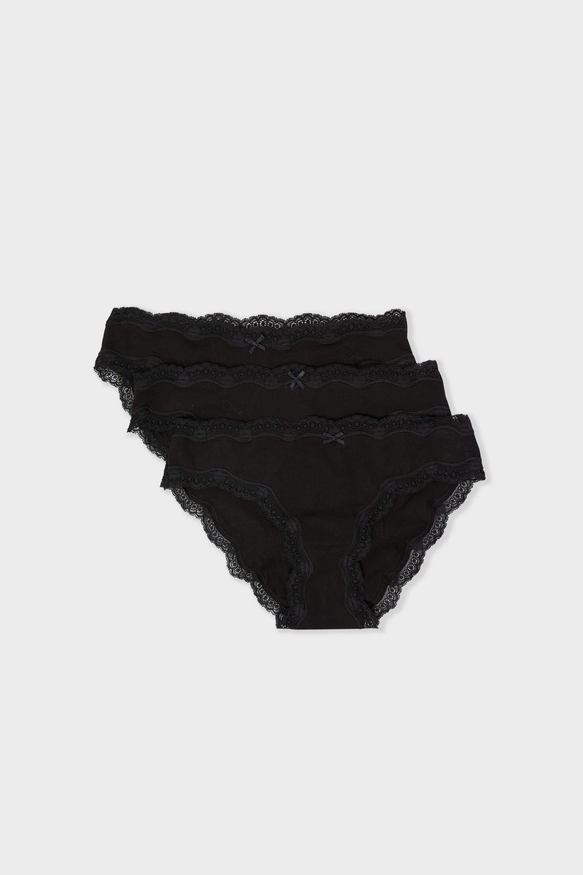 Lot de 3 culottes en coton et dentelle
