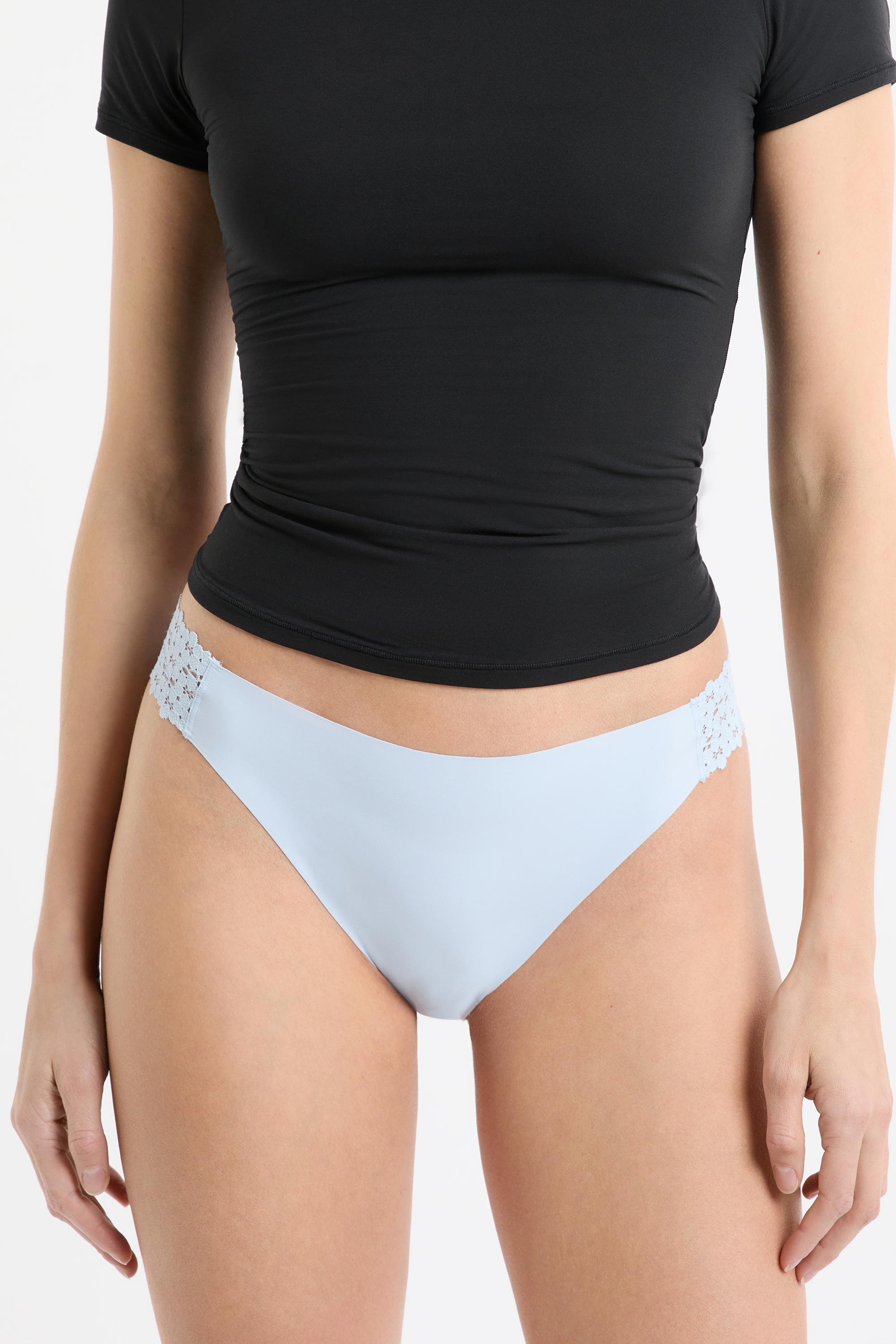 Culotte en microfibre et dentelle