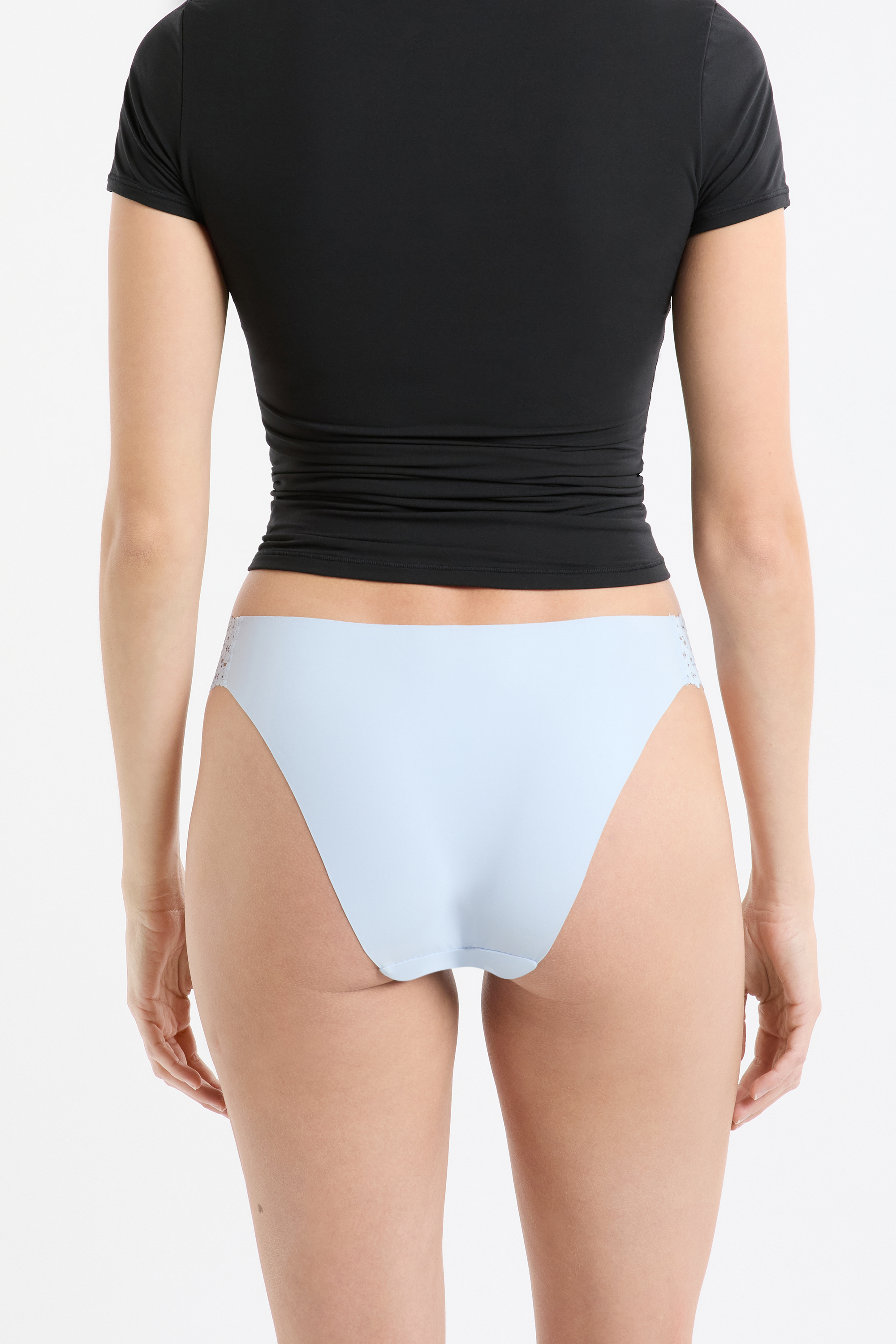 Culotte en microfibre et dentelle