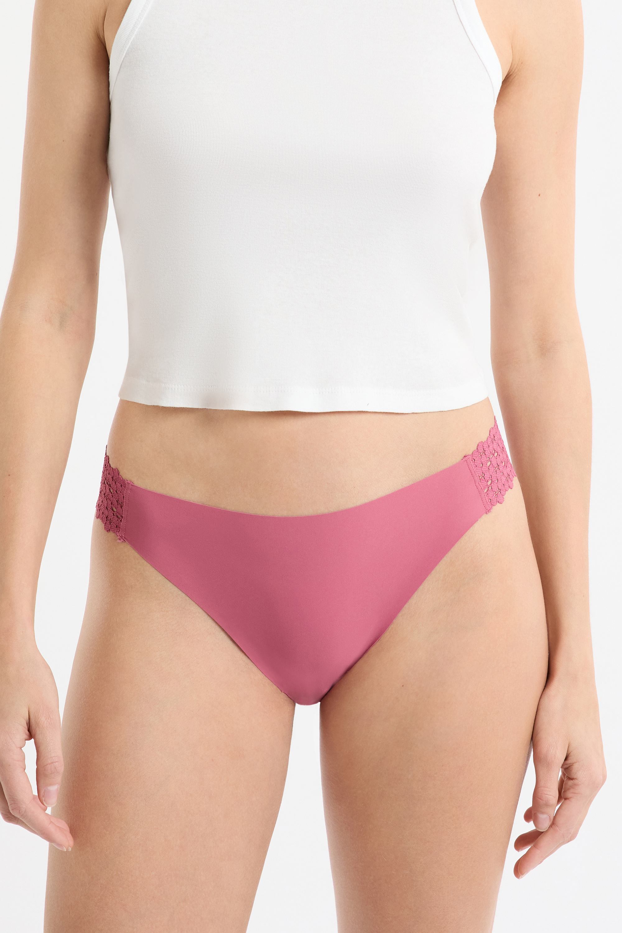 Slips en microfibre et dentelle